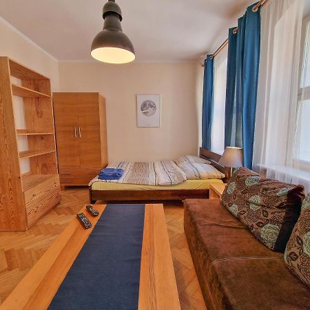 Apartament Ksiezycowy Torun Exterior photo